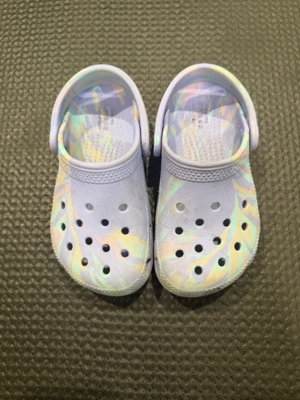 Kids Light Purple marbled Crocs, size 10
